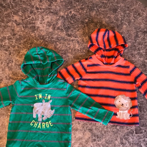 Set of 2 size 6-9M hooded tops - Picture 1 of 7